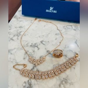 Rose gold Swarovski jewelry set